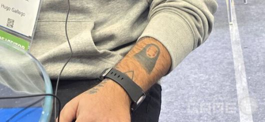 애니메이션을 좋아하는 휴고 갈레고. 카오나시가 보인다.