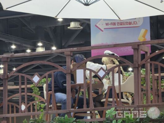 뭘 하는 걸까? 크레센트 부스 /게임와이 촬영