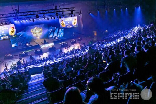 객석을 가득 채운 ‘SWC2025’ 월드 파이널 관객