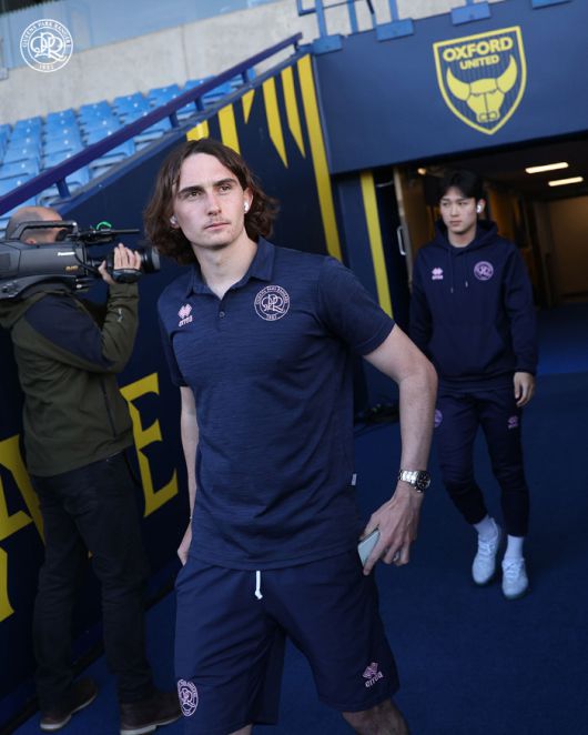 양민혁이 추가시간 환상적인 추가골을 성공시키면서 퀸스파크 레인저스(QPR)가 귀중한 승점 3점을 챙겼다. 양민혁은 QPR로 임대 이동한 뒤 두번째 골에 성공하면서 적응을 끝낸 모습이다. 마르티 시푸엔테스 QPR 감독은 최근 양민혁의 뛰어난 활약에 칭찬을 아끼지 않았다.  양민혁의 소속팀 QPR은 10일(한국시각) 영국 옥스퍼드의 더 카삼 스타디움에서 열린 2024~2025시즌 잉글랜드 챔피언십(2부 리그) 41라운드에서 옥스퍼드 유나이티드에 3대1로 승리했다. 사진=QPR SNS