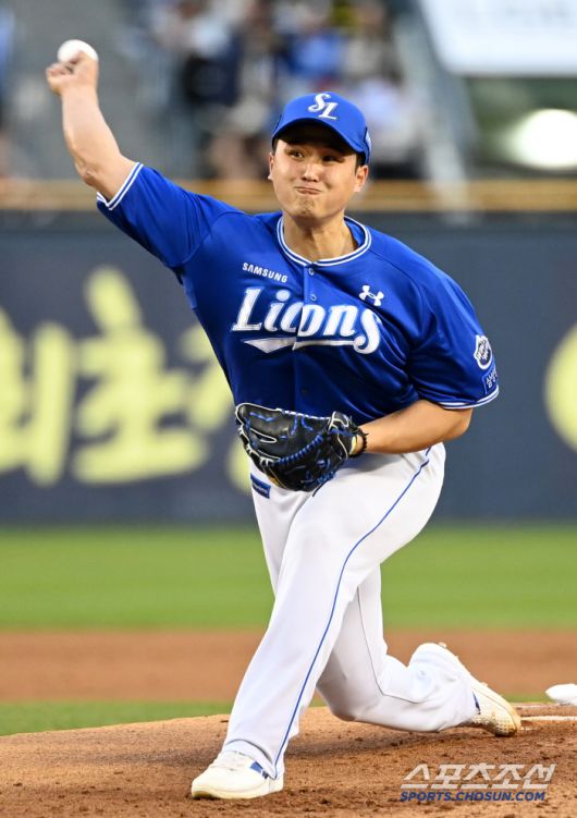 16일 잠실야구장에서 열린 삼성과 LG의 경기, 삼성 선발투수 최원태가 역투하고 있다. 잠실=허상욱 기자wook@sportschosun.com/2025.04.16/