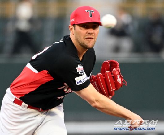 9일 부산 사직야구장에서 열린 KIA와 롯데의 경기, KIA 선발투수 네일이 역투하고 있다. 부산=허상욱 기자wook@sportschosun.com/2025.04.09/