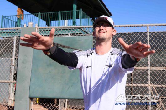 코엔 윈이 지난 2월 애리조나 캠프서 초청 선수로 훈련하던 모습. 사진제공=LG 트윈스