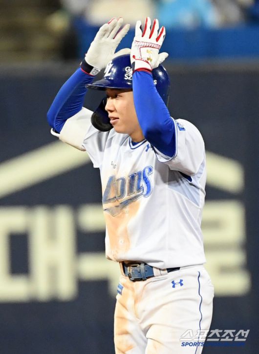 이날 왕관의 주인은 누가 뭐라고 해도 리드오프 김지찬이었다.