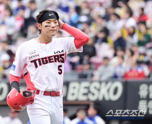 15일 광주 KIA챔피언스필드에서 열린 KBO리그 시범경기 KIA와 삼성의 경기. 수비를 준비하는 KIA 김도영. 광주=송정헌 기자songs@sportschosun.com/2025.03.15/