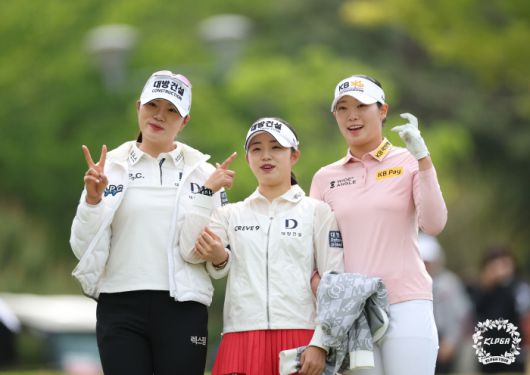 김민선7 임진영 방신실 덕신EPC챔피언십 FR 1번홀_