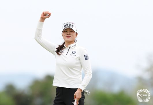 김민선7 덕신EPC챔피언십 FR 18번홀 우승 확정후 환호