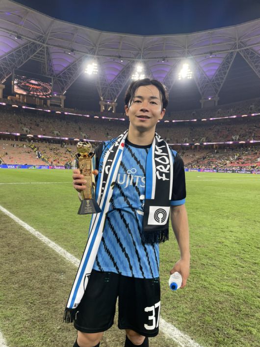 경기 최우수선수상을 탄 이토 타츠야. 출처=가와사키 SNS 캡쳐