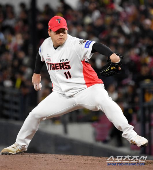 25일 광주 기아챔피언스필드에서 열린 KIA 타이거즈와 LG 트윈스의 경기. KIA 조상우 역투하고 있다. 광주=박재만 기자 pjm@sportschosun.com/2025.04.25/