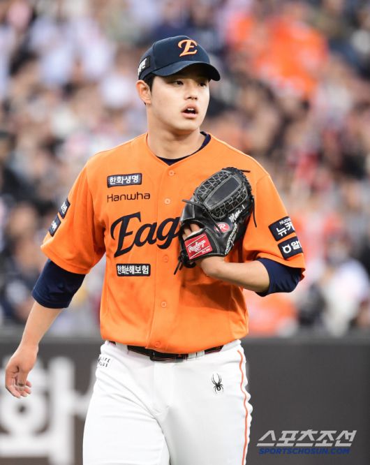26일 대전 한화생명볼파크에서 열린 한화와 KT의 경기. 7회 투구를 마친 한화 문동주. 대전=송정헌 기자songs@sportschosun.com/2025.04.26/