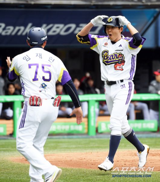 리드오프 정수빈 장타력에 모두가 속았다.