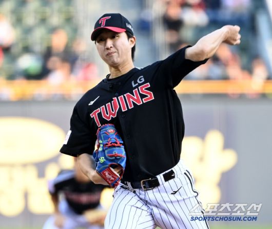 7일 잠실야구장에서 열린 LG와 두산의 경기, LG 선발투수 최채흥이 역투하고 있다. 잠실=허상욱 기자wook@sportschosun.com/2025.05.07/