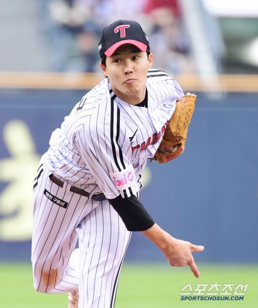 3일 잠실구장에서 열린 KBO리그 LG와 SSG의 경기. 선발 투구하는 LG 임찬규. 잠실=송정헌 기자songs@sportschosun.com/2025.05.03/