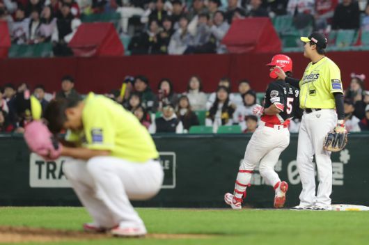 상대 실책이 겹치며 득점하는 KIA. 사진=KIA 타이거즈