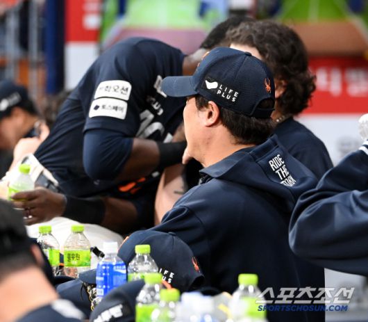 류현진에 가려진 플로리얼과 폰세의 포옹