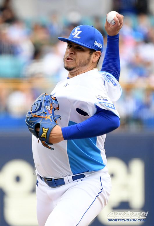 10일 대구 라이온즈파크에서 열린 삼성 라이온즈와 LG 트윈스의 경기. 삼성 후라도가 역투하고 있다. 대구=박재만 기자 pjm@sportschosun.com/2025.05.10/