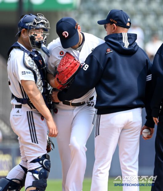 두 번 다시 나와서는 안 될 콜어빈의 행동. 잠실=허상욱 기자