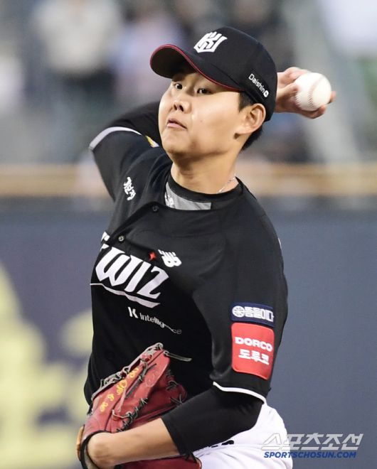 5월 1일 잠실구장에서 열린 KBO리그 두산과 KT의 경기. 선발 투구하는 KT 소형준. 잠실=송정헌 기자songs@sportschosun.com/2025.05.01/