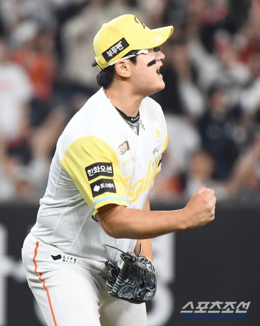 13일 대전 한화생명볼파크에서 열린 두산-한화전. 10회초에 등판해 무실점으로 이닝을 막은 김서현이 기뻐하고 있다. 대전=정재근 기자 cjg@sportschosun.com/2025..5.13/