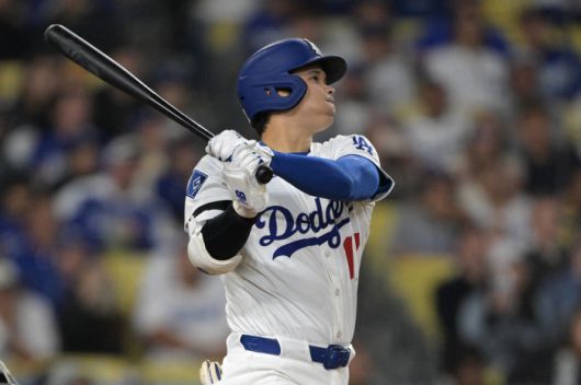 오타니 쇼헤이가 8회말 중월 솔로홈런을 터뜨리고 있다. Imagn Images연합뉴스