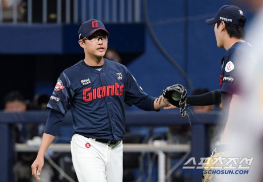 30일 서울 고척스카이돔에서 열린 키움 히어로즈와 롯데 자이언츠의 경기. 롯데 박세웅이 숨을 고르고 있다. 고척=박재만 기자 pjm@sportschosun.com/2025.04.30/