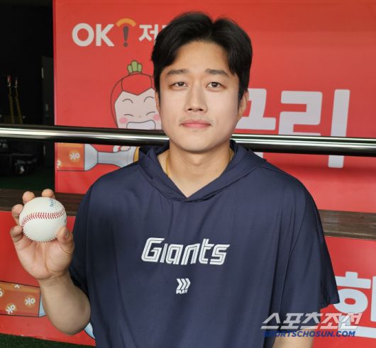 인터뷰에 임한 김강현. 김영록 기자