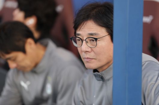 수원종합운동장/ K리그1/ 수원FC vs 대전하나시티즌/ 대전 황선홍 감독/ 사진 정재훈