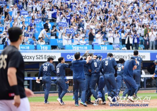 KIA를 상대로 위닝시리즈를 달성한 삼성.