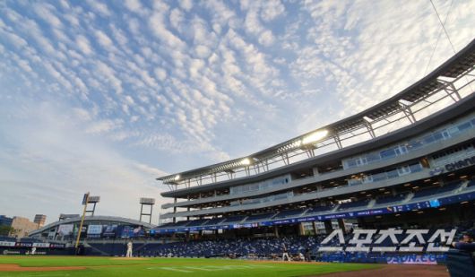2일 창원 NC파크에서 KBO리그 NC와 두산의 경기가 열렸다. 맑은 하늘 아래 경기가 펼쳐지고 있다. 창원=송정헌 기자 songs@sportschosun.com/2021.06.02/