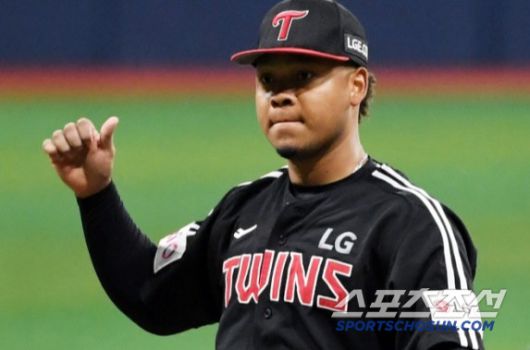 9일 서울 고척스카이돔에서 열린 키움 히어로즈와 LG 트윈스의 경기. LG 에르난데스가 숨을 고르고 있다. 고척=박재만 기자 pjm@sportschosun.com/2025.04.09/