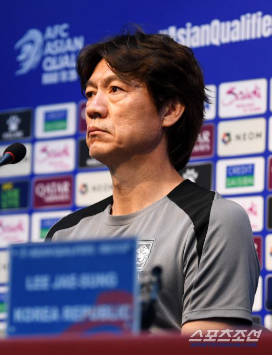 2026 FIFA 북중미 월드컵 3차 예선 최종전 공식 기자회견이 9일 서울월드컵경기장에서 열렸다. 홍명보 감독이 인터뷰를 하고 있다. 상암=박재만 기자 pjm@sportschosun.com/2025.06.09/