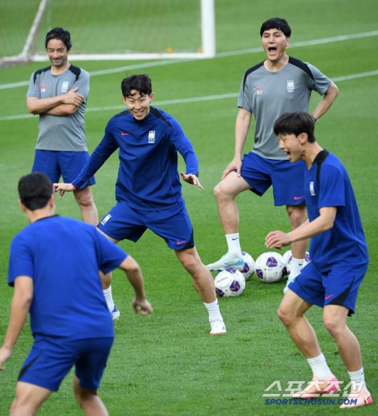 2026 FIFA 북중미 월드컵 3차 예선 최종전 공식 훈련이 9일 서울월드컵경기장에서 열렸다. 손흥민이 훈련을 소화하고 있다. 상암=박재만 기자 pjm@sportschosun.com/2025.06.09/