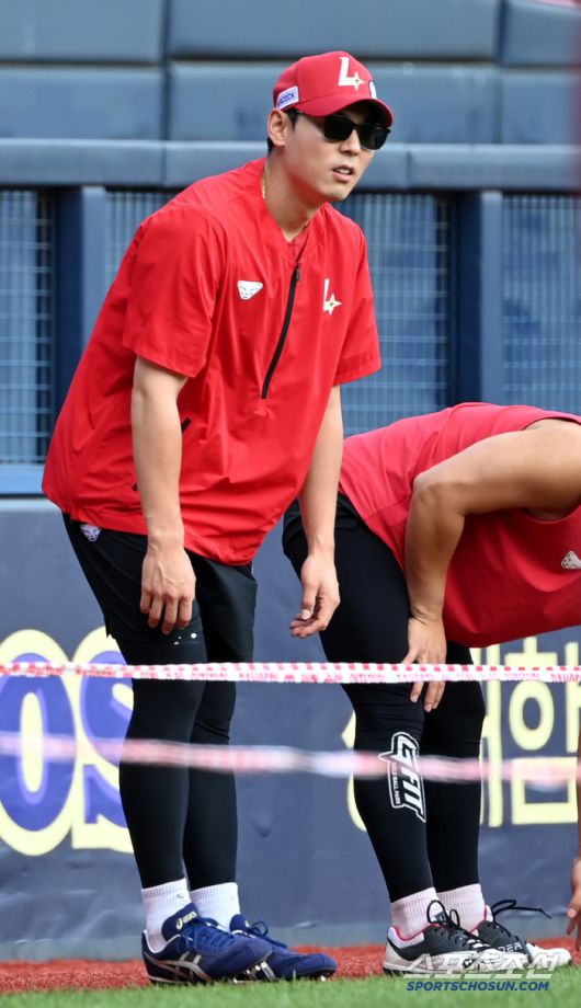 10일 잠실야구장에서 열린 SSG와 LG의 경기, SSG 김성욱이 워밍업을 하고 있다. 잠실=허상욱 기자wook@sportschosun.com/2025.06.10/