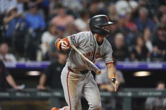 이정후가 7회 투수 땅볼로 아웃되고 있다. AP연합뉴스