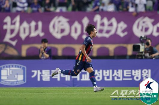 전반 41분 수원FC 미들라이커 노경호의 선제골, 사진제공=프로축구연맹