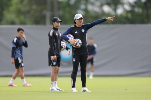 포항스틸야드/ K리그1/ 포항스틸러스 vs 강원FC/ 단체/ 사진 김정수
