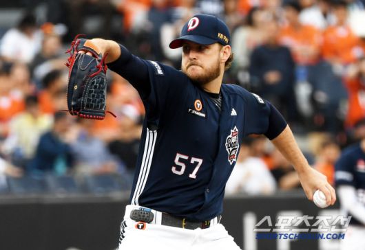 10일 대전 한화생명볼파크에서 열린 한화 이글스와 두산 베어스의 경기. 두산 콜어빈이 역투하고 있다. 대전=박재만 기자 pjm@sportschosun.com/2025.06.10/