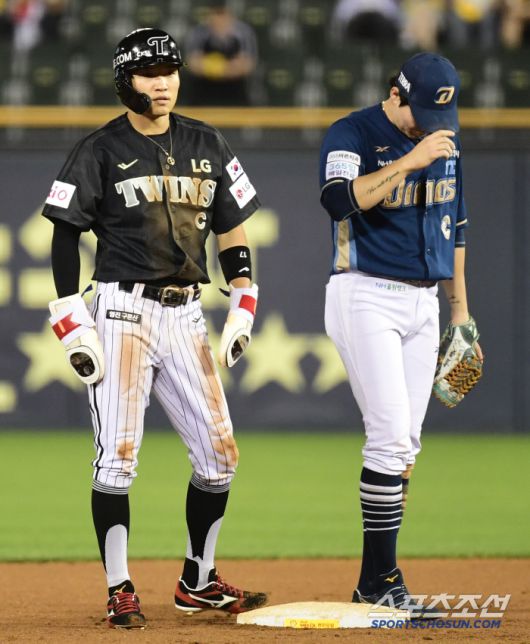 17일 잠실구장에서 열린 LG와 NC의 경기. 7회말 2루 도루를 성공시킨 LG 박해민. 이 도루로 박해민은 12년 연속 20도루를 성공시켰다. 잠실=송정헌 기자songs@sportschosun.com/2025.06.17/