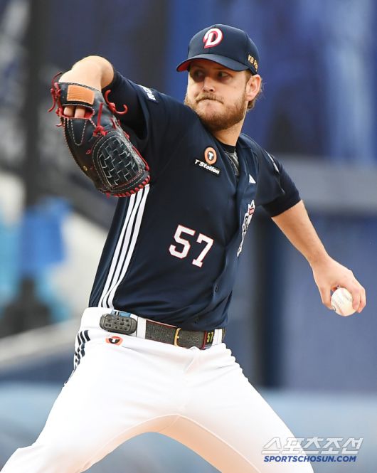 17일 대구 라이온즈파크에서 열린 두산-삼성전. 선발투수 두산 콜어빈이 투구하고 있다. 대구=정재근 기자 cjg@sportschosun.com/2025.6.17/