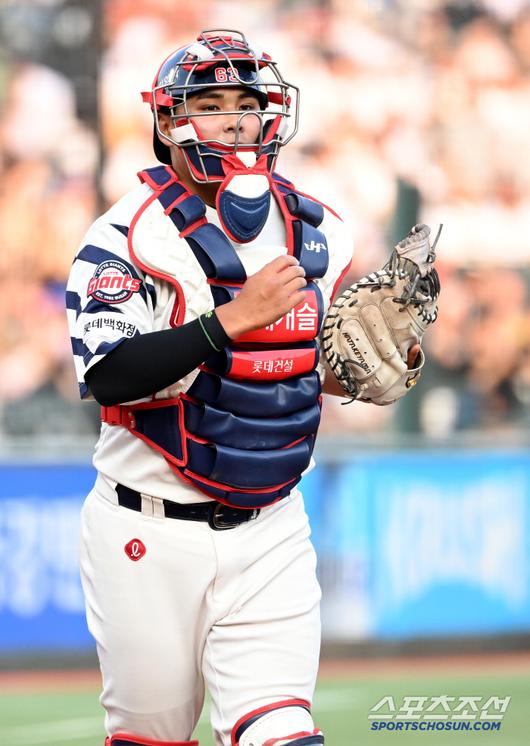 18일 부산 사직야구장에서 열린 한화와 롯데의 경기, 롯데 포수 박재엽이 수비를 펼치고 있다. 부산=허상욱 기자wook@sportschosun.com/2025.06.18/