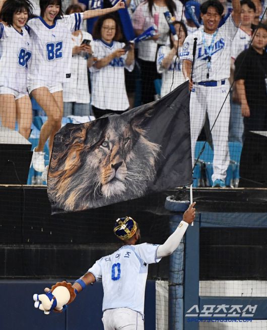 18일 대구 라이온즈파크에서 열린 두산-삼성전. 10회말 1사 1, 2루 디아즈가 끝내기 스리런포를 친 후 세리머니를 하고 있다. 대구=정재근 기자 cjg@sportschosun.com/2025.6.18/