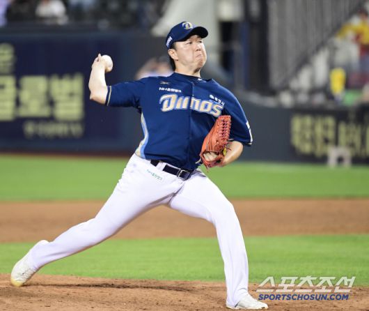 17일 잠실구장에서 열린 LG와 NC의 경기. 투구하고 있는 NC 배재환. 잠실=송정헌 기자songs@sportschosun.com/2025.06.17/