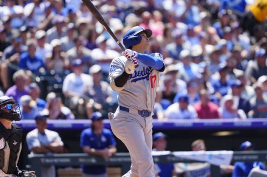 오타니가 콜로라도전에서 우중간 솔로홈런을 터뜨리고 있다. Imagn Images연합뉴스