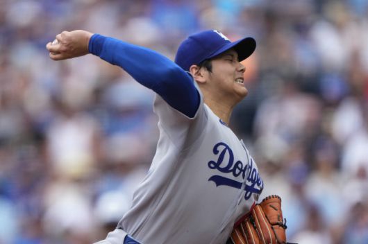 Los Angeles Dodgers starting pitcher Shohei Ohtani throws during the first inning of a baseball game against the Kansas City Royals, Saturday, June 28, 2025, in Kansas City, Mo. (AP Photo/Charlie Riedel)        <저작권자(c) 연합뉴스, 무단 전재-재배포, AI 학습 및 활용 금지>