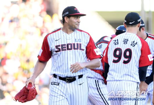 5회까지 완벽한 피칭을 펼치던 치리노스가 6회 갑자기 무너졌다.