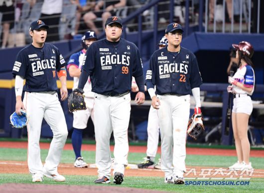 5회를 넘기지 못하고 3실점 역전을 허용한 류현진.