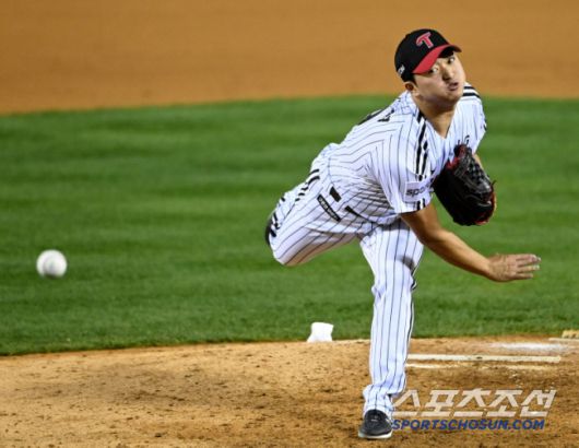 고우석은 KBO 시절 평균 152~153㎞의 강력한 직구를 뿌렸다. 스포츠조선 DB