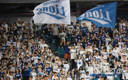 5일 대구 라이온즈파크에서 열린 삼성 라이온즈와 LG 트윈스의 경기. 삼성 팬들이 열띤 응원전을 펼치고 있다. 대구=박재만 기자 pjm@sportschosun.com/2025.07.05/