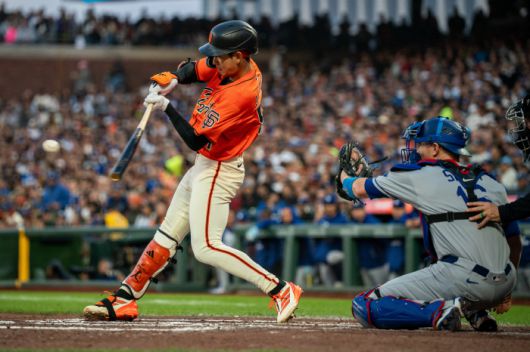 샌프란시스코 자이언츠 이정후가 12일(한국시각) 오라클파크에서 열린 LA 다저스전에서 1-2로 뒤진 4회말 1사 1,2루에서 우중간 3루타를 터뜨리고 있다. 이정후는 이날 2안타 3타점을 올리며 승리의 일등공신이 됐다. Imagn Images연합뉴스
