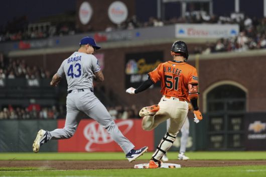 내야안타로 타점을 올리는 샌프란시스코 자이언츠 이정후. AP연합뉴스